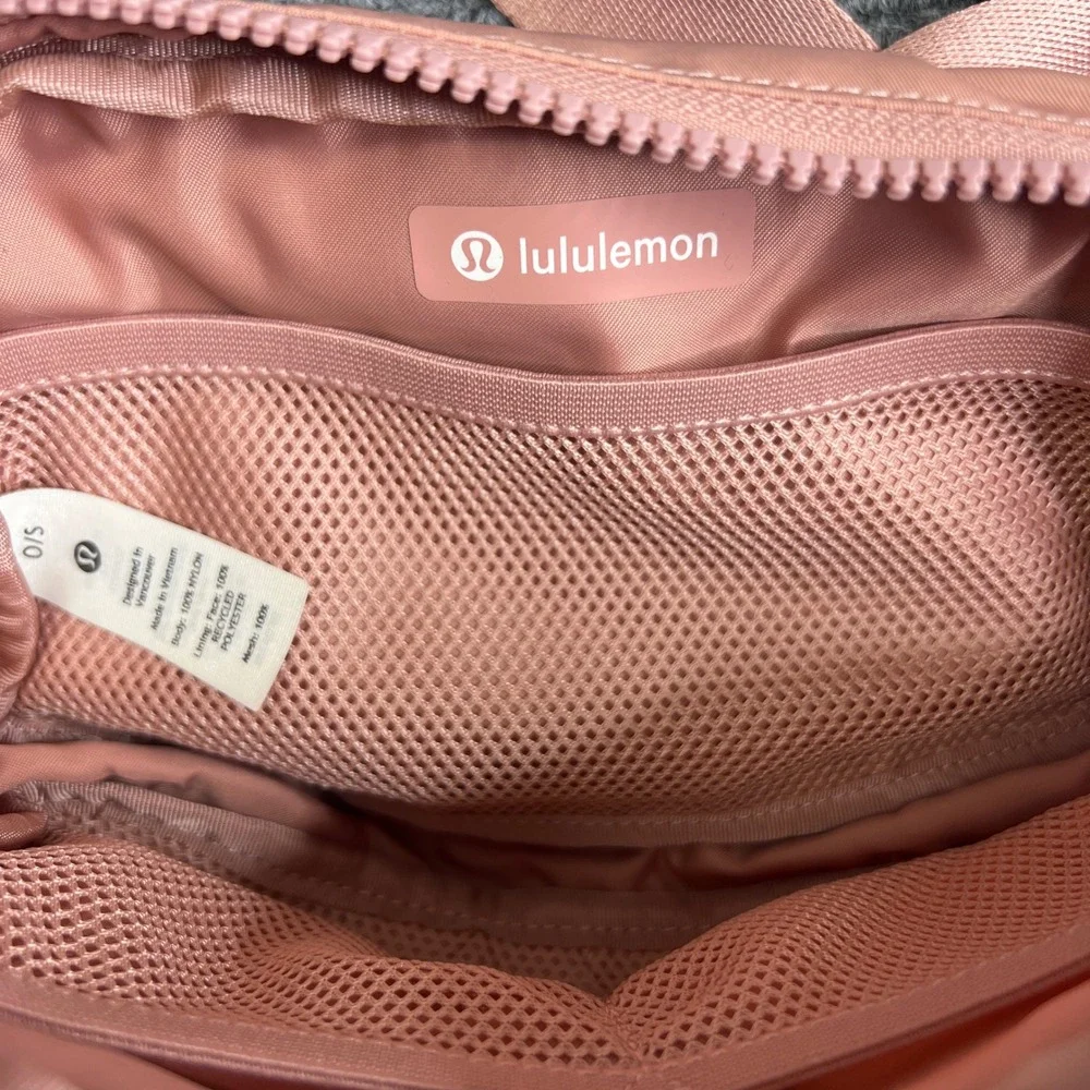 Lululemon Everywhere Belt Bag 1L Pink Nylon Adjustable Crossbody Fanny Pack